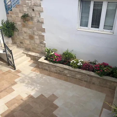 Diana Appartement Supetar